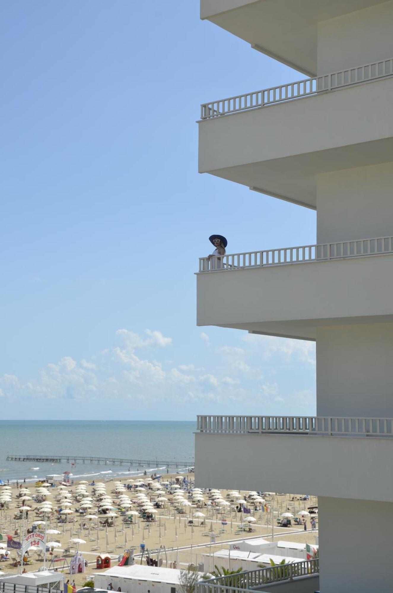 Yes Hotel Touring & Spa Rimini Esterno foto
