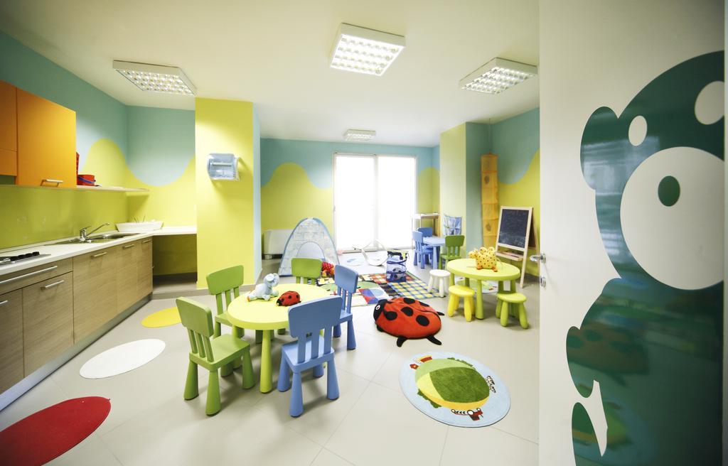 Yes Hotel Touring & Spa Rimini Esterno foto